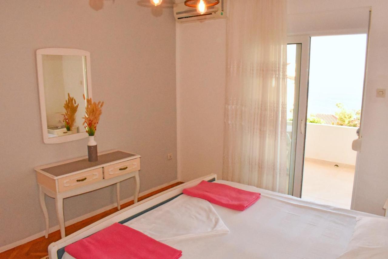 Studio Apartments Jupo Ulcinj Buitenkant foto