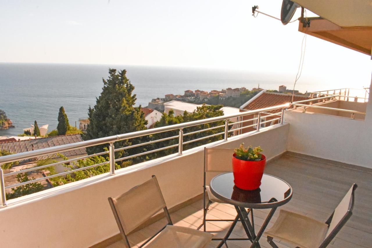 Studio Apartments Jupo Ulcinj Buitenkant foto