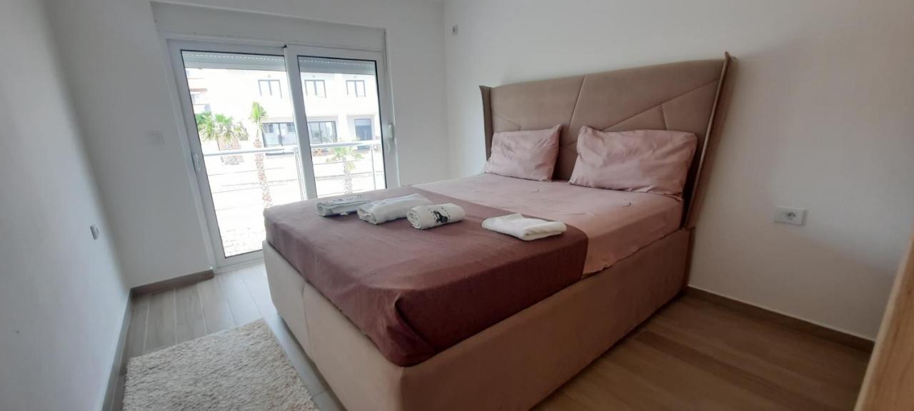 Studio Apartments Jupo Ulcinj Buitenkant foto