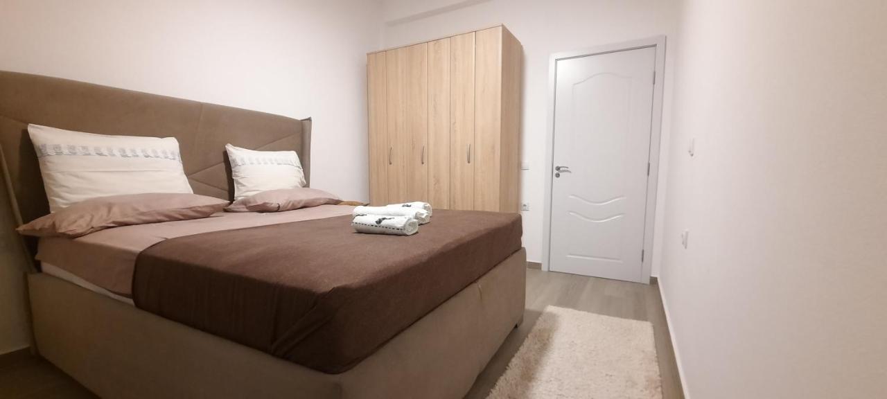 Studio Apartments Jupo Ulcinj Buitenkant foto