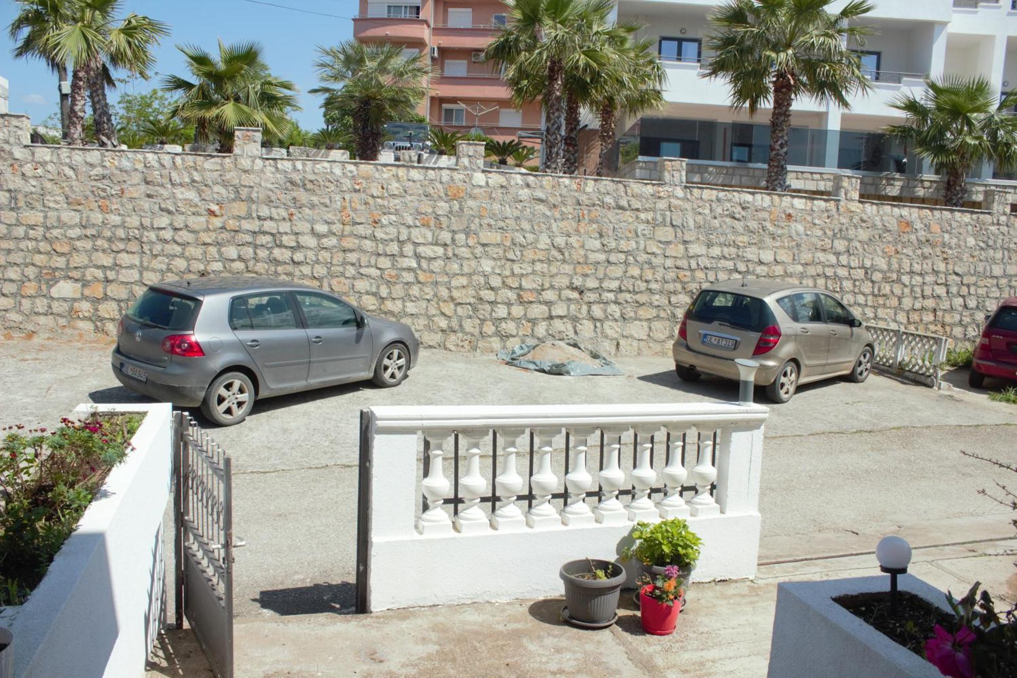 Studio Apartments Jupo Ulcinj Buitenkant foto