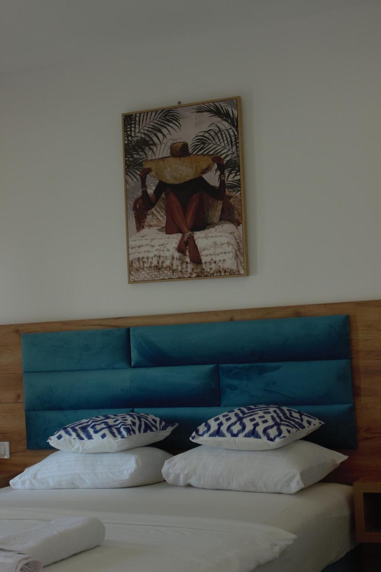 Studio Apartments Jupo Ulcinj Buitenkant foto