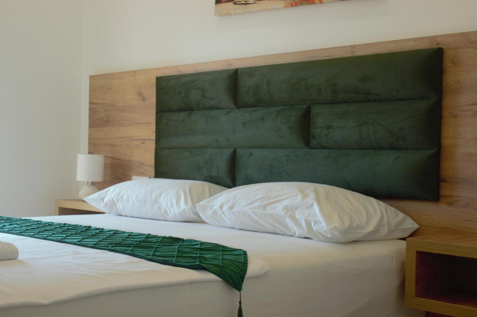 Studio Apartments Jupo Ulcinj Buitenkant foto