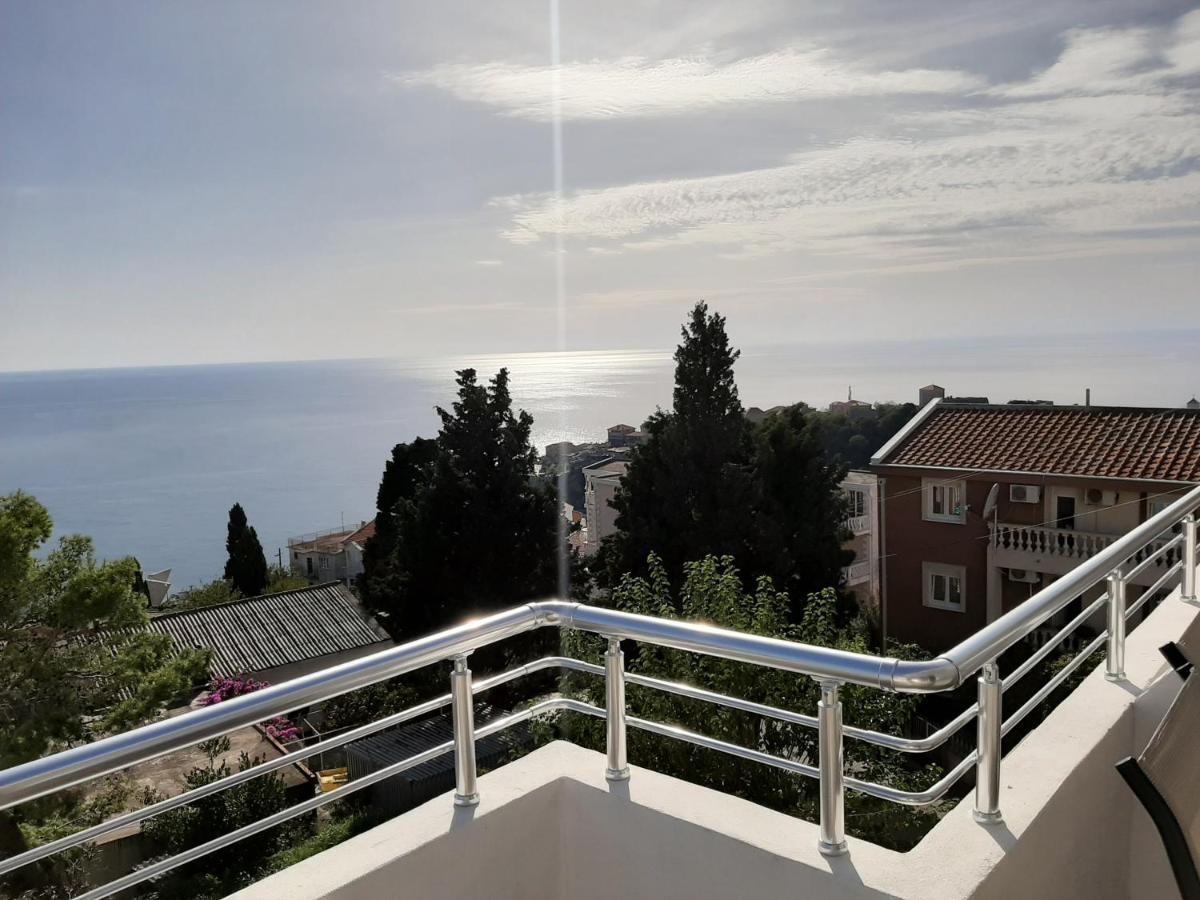 Studio Apartments Jupo Ulcinj Buitenkant foto
